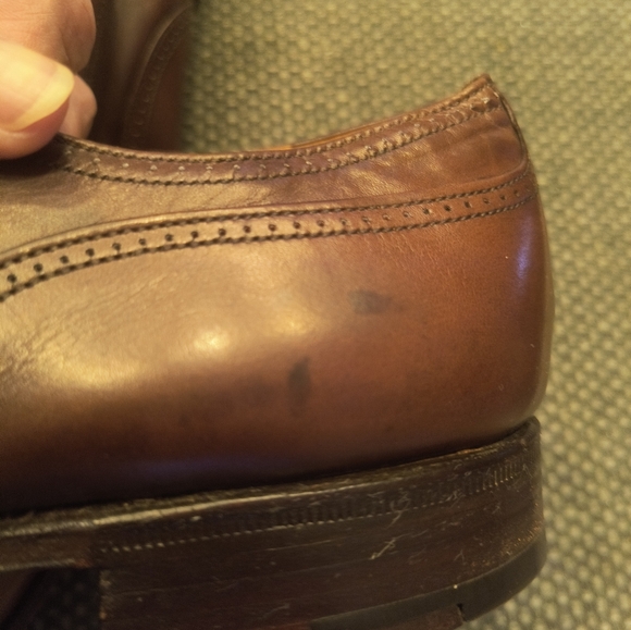 Classic English Handmade Church's Men's Tailored Oxfords - Picture 13 of 16